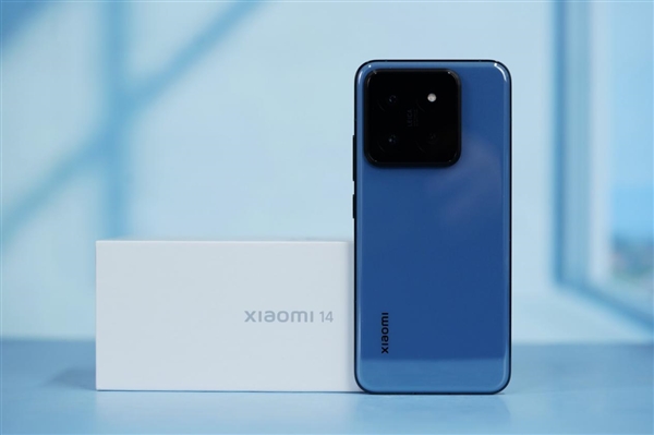 重庆时时彩：小米SU7定制色！小米14流星蓝图赏