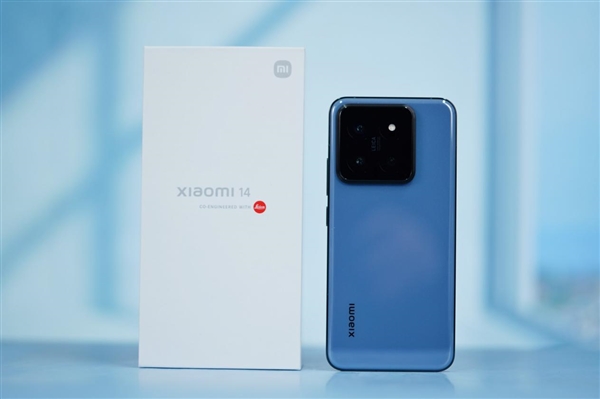 重庆时时彩：小米SU7定制色！小米14流星蓝图赏