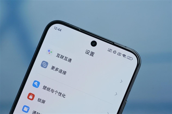 重庆时时彩：小米SU7定制色！小米14流星蓝图赏